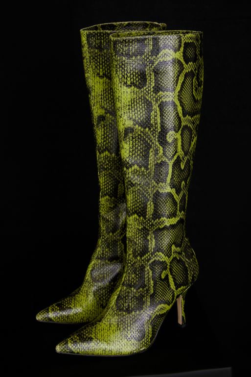 House of CB Royale kniehohe Stiefel mit grünem Aufdruck Schuhe ZFD801071